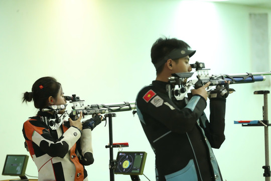 Cập nhật SEA Games 33 hôm nay 12/12: Việt Nam có HCV bắn súng