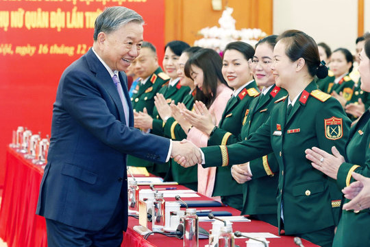 Phát huy truyền thống 'Yêu nước, đoàn kết, sáng tạo, trung hậu, đảm đang'