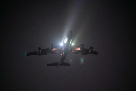 Mỹ ồ ạt không kích 70 mục tiêu IS tại Syria