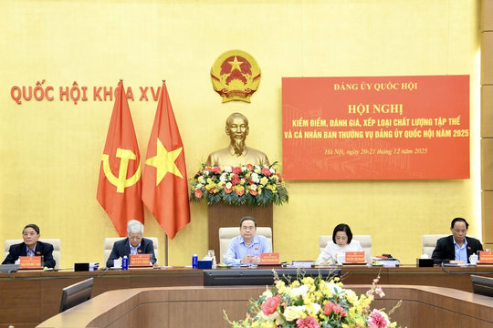 Chủ tịch Quốc hội chủ trì Hội nghị kiểm điểm, đánh giá, xếp loại tập thể, cá nhân