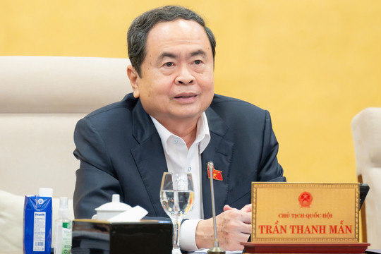 Xem xét thông qua nghị quyết về tiêu chuẩn đơn vị hành chính, phân loại đô thị