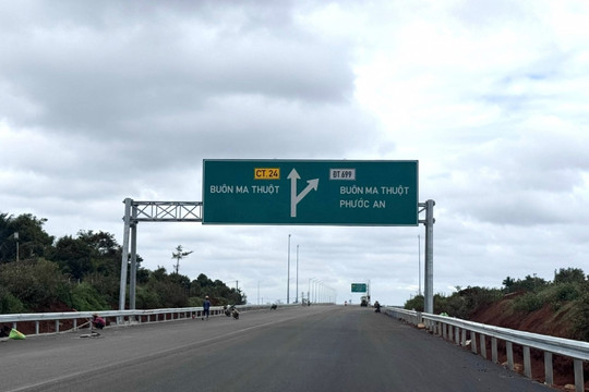 Làm xuyên Tết Dương lịch để cao tốc Khánh Hoà-Buôn Ma Thuột sớm thông toàn tuyến