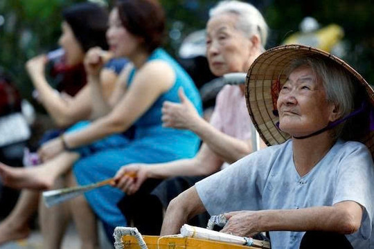 Việt Nam trước nguy cơ tăng trưởng dân số âm: Cuộc chạy đua với thời gian