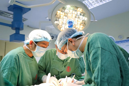 Ca ghép thận thứ 5 thành công – Dấu mốc làm chủ kỹ thuật y học chuyên sâu