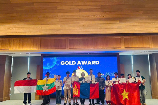 Đoàn học sinh Việt Nam xuất sắc dành 44 giải thưởng tại Kỳ thi Olympic Hóa học Châu Á