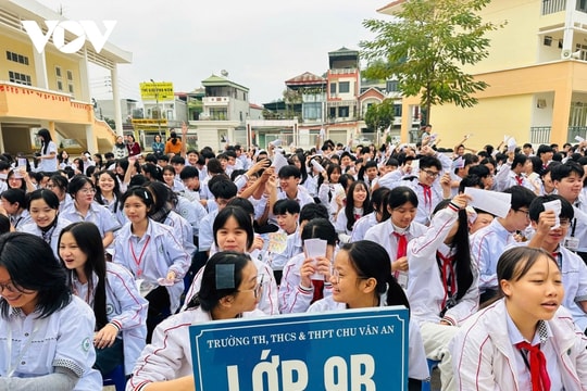 Chọn môn thi thứ ba vào lớp 10: Làm sao để giảm áp lực?