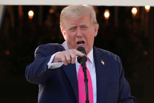 Tổng thống Trump xem xét kịch bản đột kích tối mật, căng thẳng Mỹ - Iran leo thang