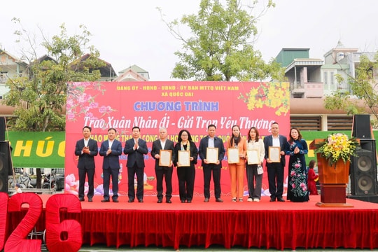 VOV AMS trao "Xuân nhân ái - Gắn kết cộng đồng"