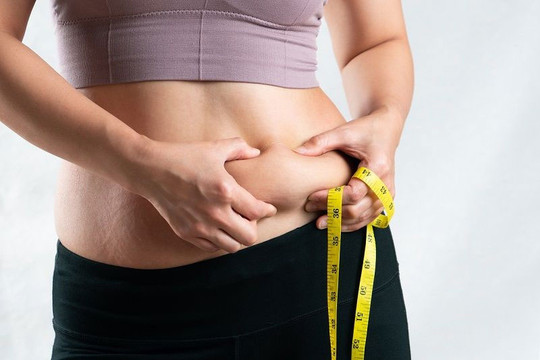 Tăng cân vùn vụt sau Tết, bạn đã mắc những sai lầm nào?