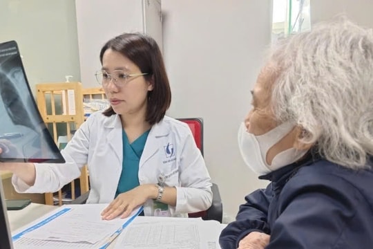 Phó Giáo sư trẻ nhất ngành Y gắn với cuộc sống người già