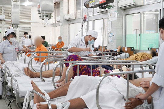 Cấp cứu dịp Tết tăng mạnh ở Bệnh viện Chợ Rẫy