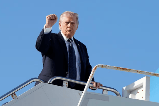 Ông Trump thương tiếc lính Mỹ tử trận, chiến dịch tấn công Iran có thể dài 4 tuần