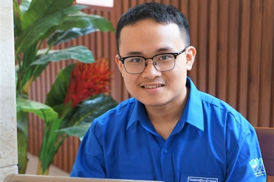 Ba gương mặt 10X giành Huy chương Vàng quốc tế, được trao Huân chương Lao động