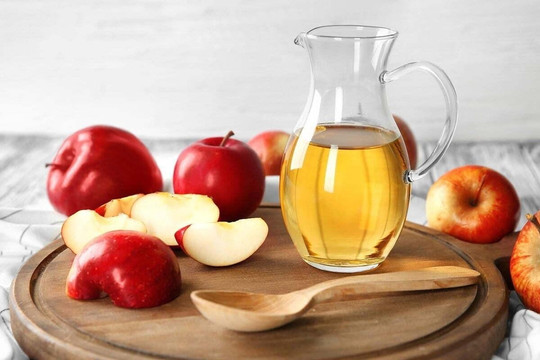 Là "thần dược” giảm cân, giấm táo sử dụng kiểu này lại cực hại sức khỏe