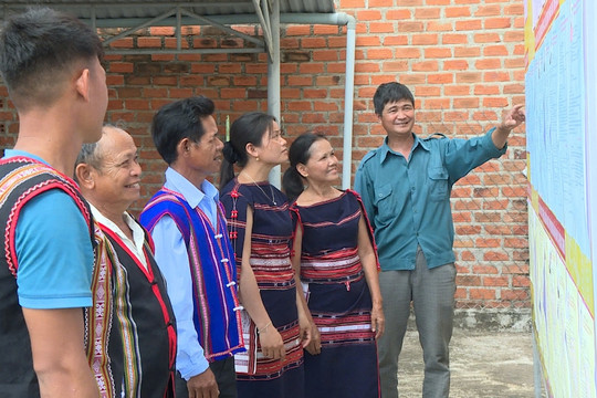 Cử tri kỳ vọng đại biểu Quốc hội khóa XVI lắng nghe và hành động