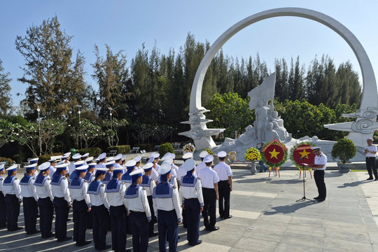Từ Khu tưởng niệm Gạc Ma: Vang mãi lời thề giữ biển