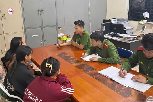 3 nữ sinh bỏ nhà, bắt xe "đi làm việc" sau lời dụ dỗ qua mạng