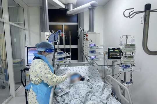 Cảnh báo bệnh não mô cầu ở trẻ, dễ nhầm cảm cúm, có thể tử vong trong 24 giờ