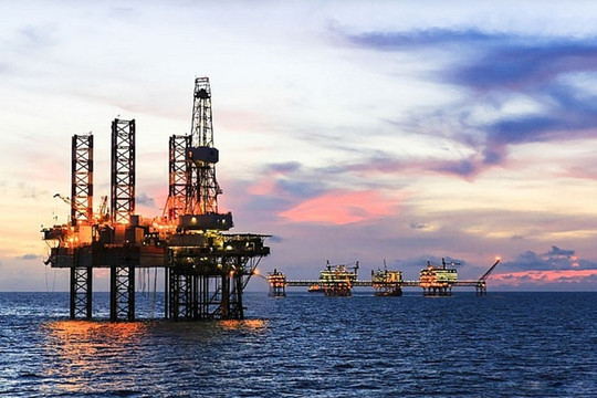 Giá xăng dầu hôm nay 23/3: Quay đầu giảm