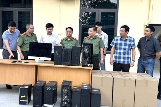 Đường dây do học sinh lớp 12 cầm đầu phát tán mã độc, đánh cắp dữ liệu thế nào?