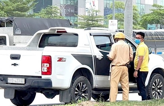 Nhiều ý kiến xung quanh quy định hạn chế xe bán tải vào nội đô Hà Nội