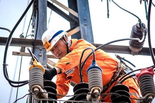 Nắng nóng có thể kéo dài hơn 2025, tiêu dùng điện nguy cơ vượt 1 tỷ kWh/ngày