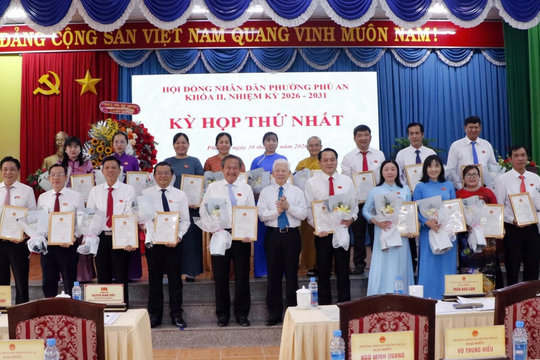 Nhiều phường ở TP.HCM kiện toàn bộ máy