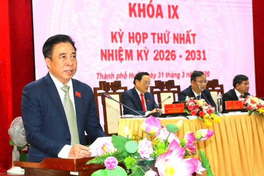 Ông Nguyễn Khắc Toàn tái đắc cử Chủ tịch UBND thành phố Huế
