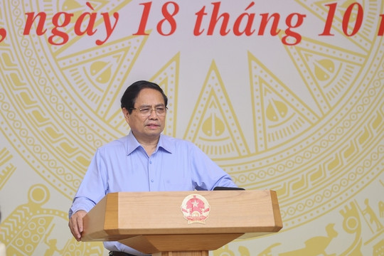 Thủ tướng: Gắn trách nhiệm người đứng đầu với kết quả thực hiện công tác đấu thầu