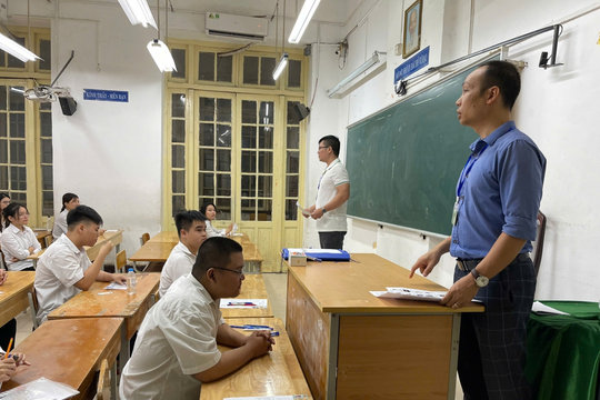 Giáo viên cần đáp ứng điều kiện gì để được kéo dài thời gian công tác?