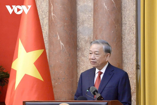 Tổng Bí thư, Chủ tịch nước chúc mừng Ngày truyền thống lực lượng Tham mưu CAND