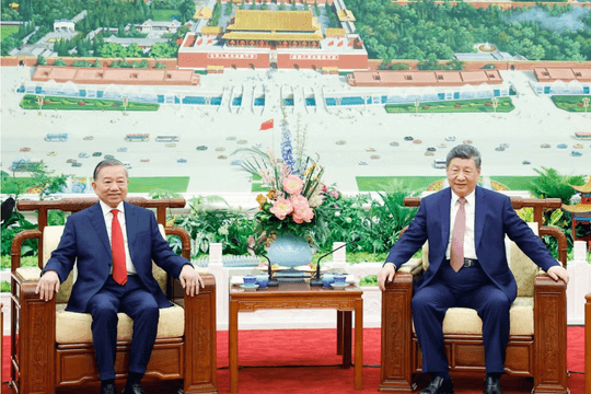 Tổng Bí thư, Chủ tịch nước Việt Nam - Trung Quốc và hai phu nhân dự tiệc trà