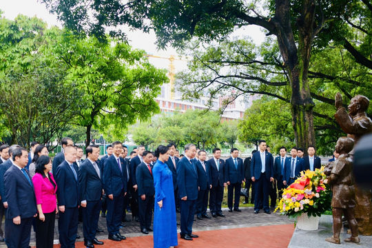Tổng Bí thư, Chủ tịch nước Tô Lâm thăm di tích trường Dục Tài Nam Ninh