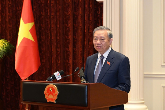 Tổng Bí thư, Chủ tịch nước Tô Lâm gặp mặt các ĐBQH người dân tộc thiểu số