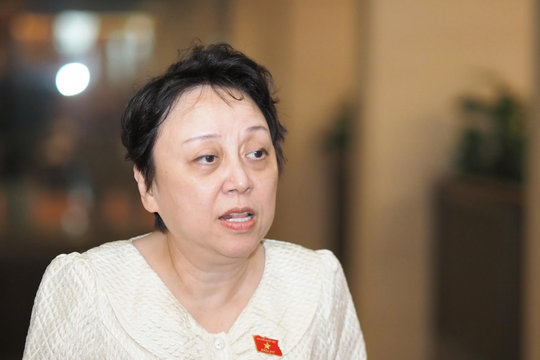 "Thủ tục cấp phép rườm rà là mảnh đất màu mỡ cho tiêu cực, tham nhũng len lỏi"