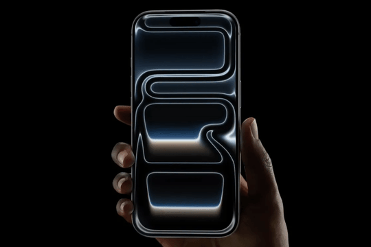 Công nghệ 2/5: Apple gây tò mò khi 'neo giá' iPhone 18 Pro