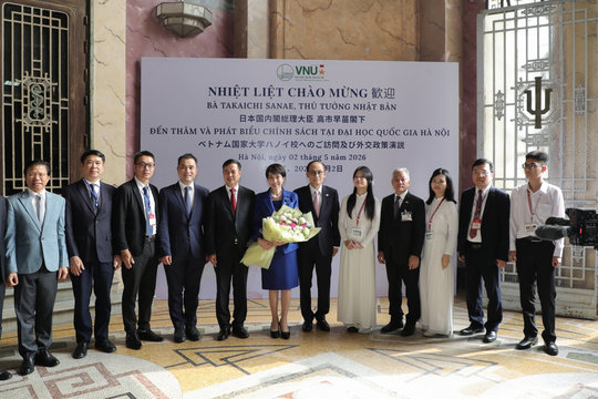 Thủ tướng Nhật Bản Takaichi Sanae thăm và phát biểu tại Đại học Quốc gia Hà Nội