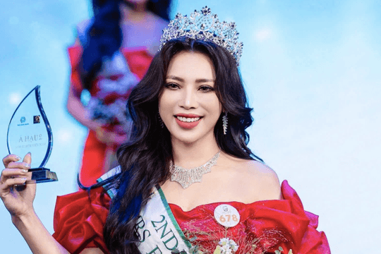 Ngắm nhan sắc rạng rỡ của Á hậu Mrs Earth Vietnam 2026 Hồng Mến