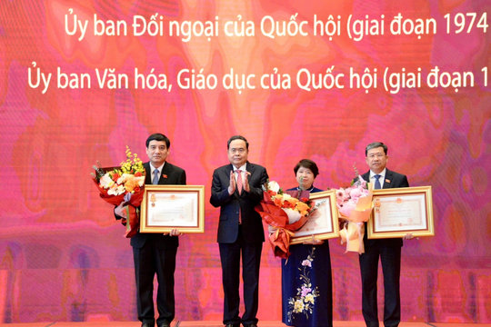 Chủ tịch Quốc hội: Mục tiêu cuối cùng là nâng cao đời sống của người dân