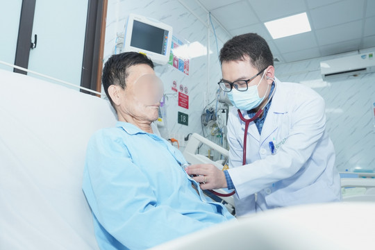 Muốn giảm nguy cơ đột quỵ, hãy sớm từ bỏ 7 thói quen này
