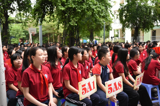Sở GD-ĐT Hà Nội yêu cầu không khảo sát để xếp lớp, không dạy thêm dịp hè