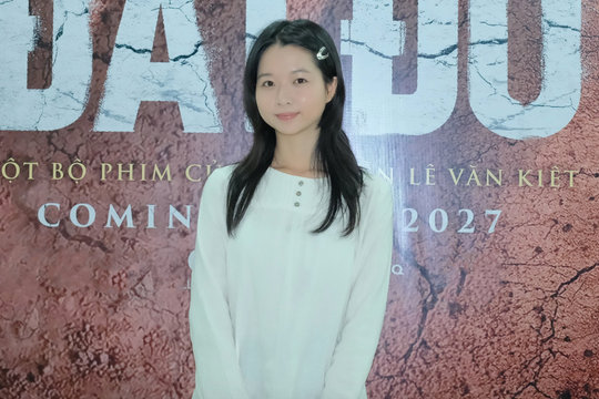 Vai Võ Thị Sáu đầy áp lực, phim 'Đất Đỏ' không đặt nặng ngôi sao phòng vé