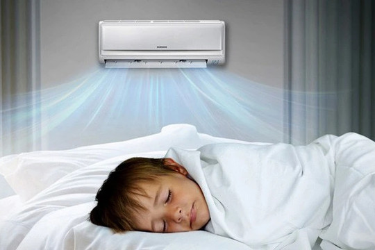 Bác sĩ cảnh báo điều hòa bẩn 'thổi' nấm mốc vào phổi, gây dị ứng