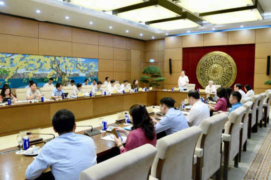 "Không để bộ máy trở thành điểm nghẽn, không để quy trình trở thành rào cản"
