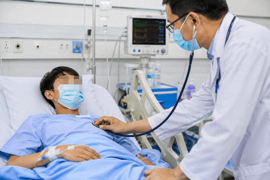 Nhịn cơm nhưng liên tục uống trà sữa, nam sinh 14 tuổi nguy kịch vì tiểu đường