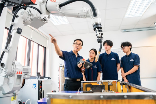 Các trường đại học trọng điểm phải đóng vai trò "đầu tàu công nghệ"