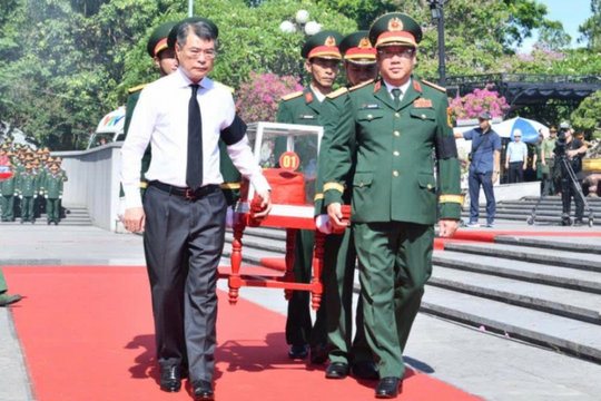 Thủ tướng dự lễ truy điệu, an táng 28 hài cốt liệt sĩ tại Quảng Trị