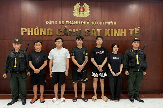 Danh tính 5 đối tượng buôn bán hàng cấm hơn 20 tỷ đồng