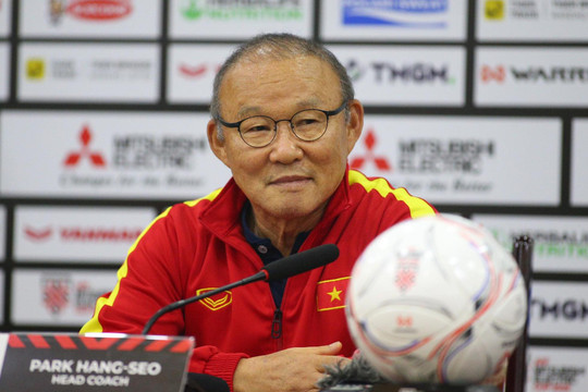 Báo Hàn Quốc: HLV Park Hang Seo giữ trọng trách ở World Cup, chưa sang Thái Lan