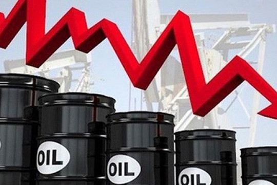 Giá dầu hôm nay 25/5: Đồng loạt giảm mạnh, xuống dưới 100 USD/thùng